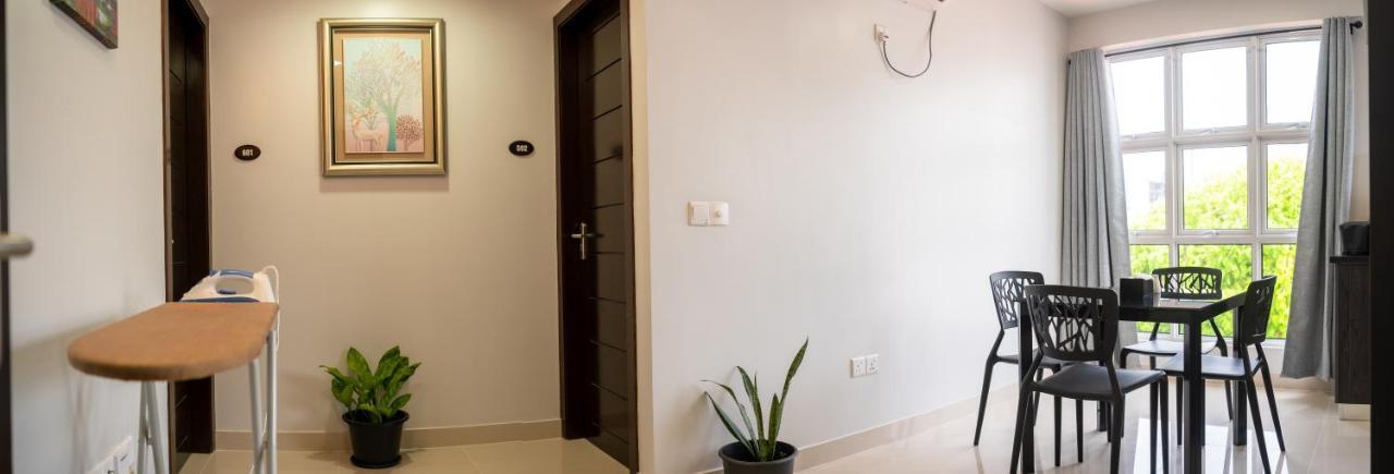 Tour Inn มาเล ภายนอก รูปภาพ