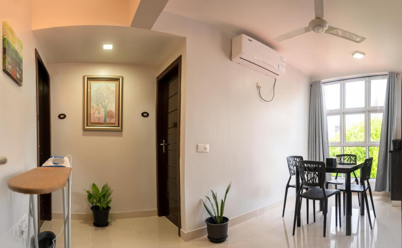 Tour Inn มาเล ภายนอก รูปภาพ